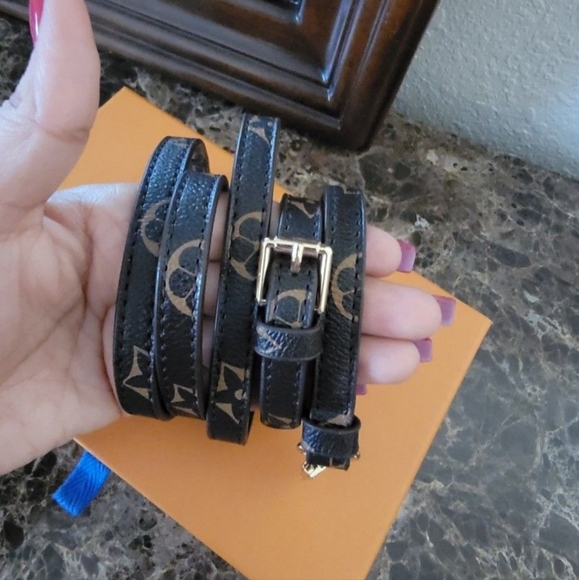 ❤Faux leather adjustable strap ❤ - Picture 4 of 11